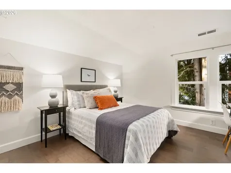 381 S Palatine Hill Road Portland OR 97219