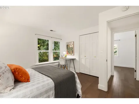 381 S Palatine Hill Road Portland OR 97219