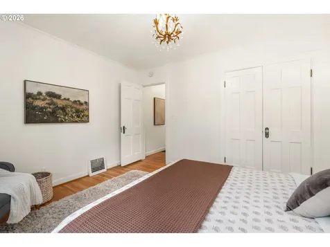 381 S Palatine Hill Road Portland OR 97219