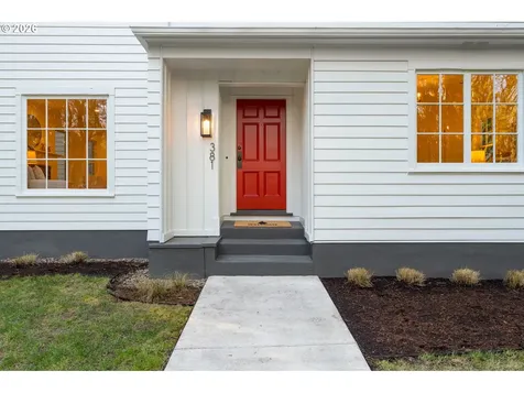 381 S Palatine Hill Road Portland OR 97219