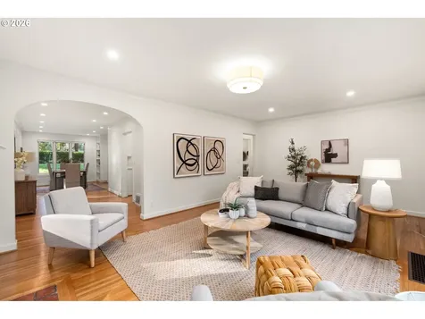 381 S Palatine Hill Road Portland OR 97219