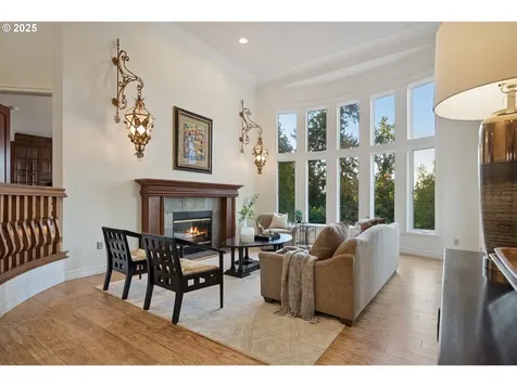 18225 River Edge Court Lake Oswego OR 97034