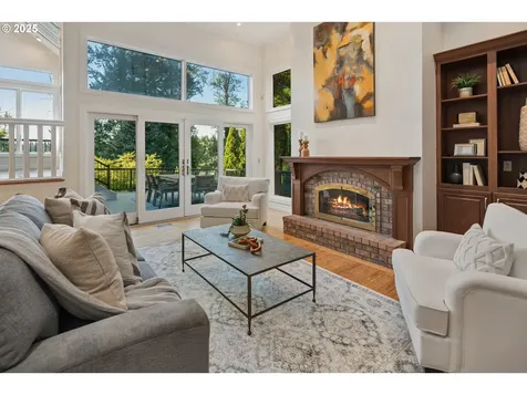 18225 River Edge Court Lake Oswego OR 97034