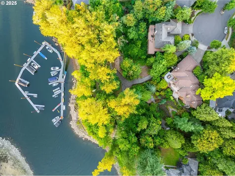 18225 River Edge Court Lake Oswego OR 97034