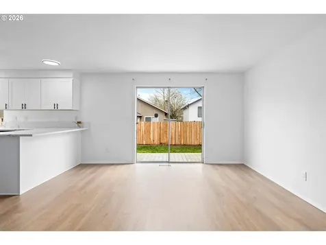 5346 NW Deerfield Way Portland OR 97229