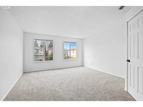 5346 NW Deerfield Way Portland OR 97229