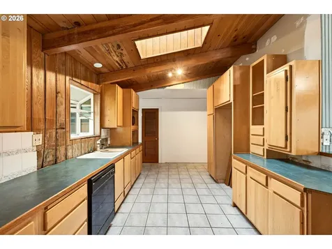 1749 NE Orchard Avenue Mcminnville OR 97128