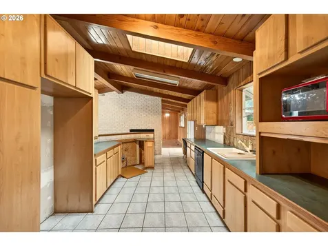1749 NE Orchard Avenue Mcminnville OR 97128
