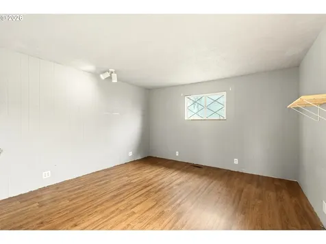 1749 NE Orchard Avenue Mcminnville OR 97128
