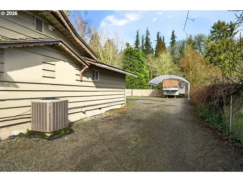 1749 NE Orchard Avenue Mcminnville OR 97128