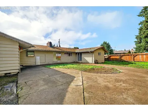 1749 NE Orchard Avenue Mcminnville OR 97128