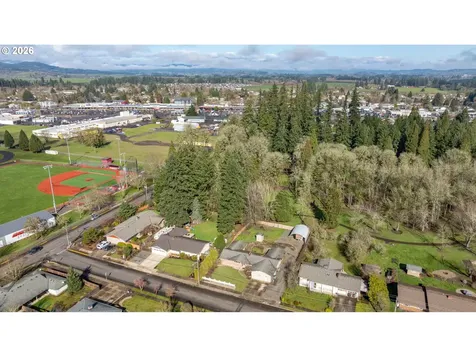 1749 NE Orchard Avenue Mcminnville OR 97128