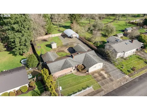 1749 NE Orchard Avenue Mcminnville OR 97128