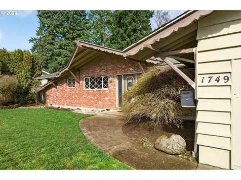 1749 NE Orchard Avenue Mcminnville OR 97128