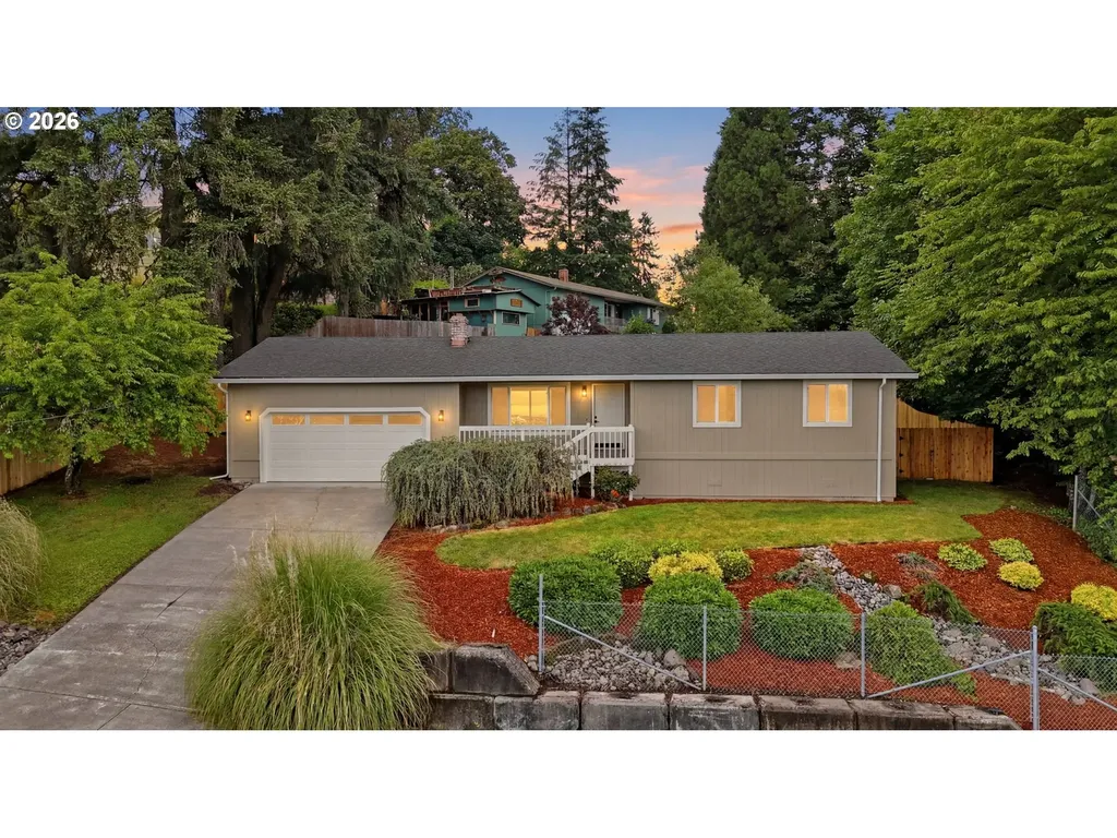 511 W 3rd Street La Center WA 98629