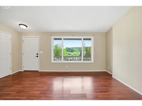 511 W 3rd Street La Center WA 98629