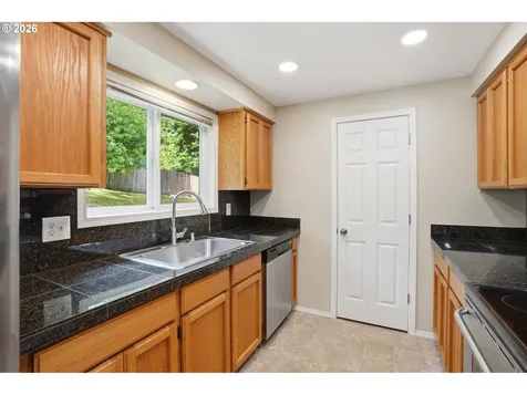 511 W 3rd Street La Center WA 98629