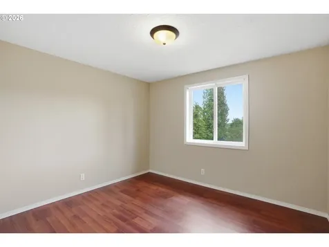 511 W 3rd Street La Center WA 98629