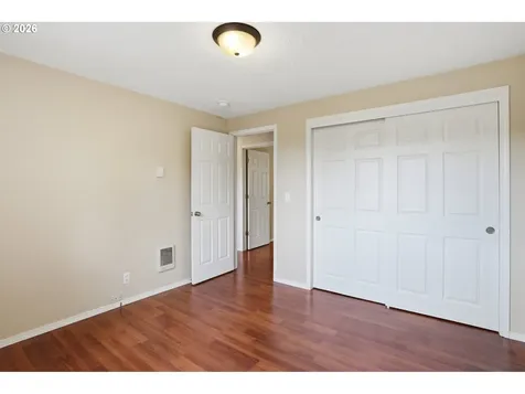 511 W 3rd Street La Center WA 98629