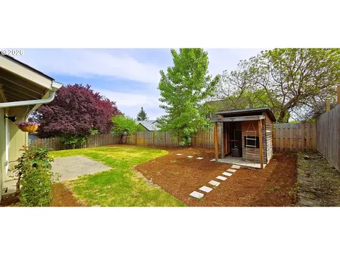 841 12th Street Lafayette OR 97127