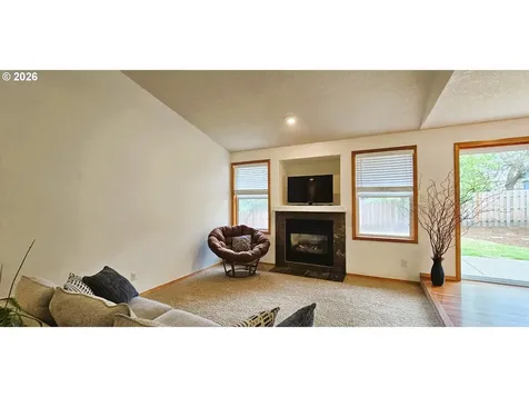 841 12th Street Lafayette OR 97127
