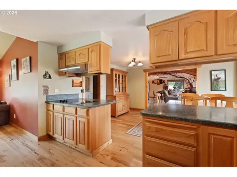 33740 S Ball Road Molalla OR 97038