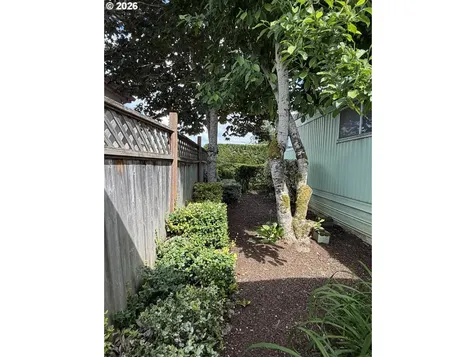 15130 S Maplelane Road Oregon City OR 97045