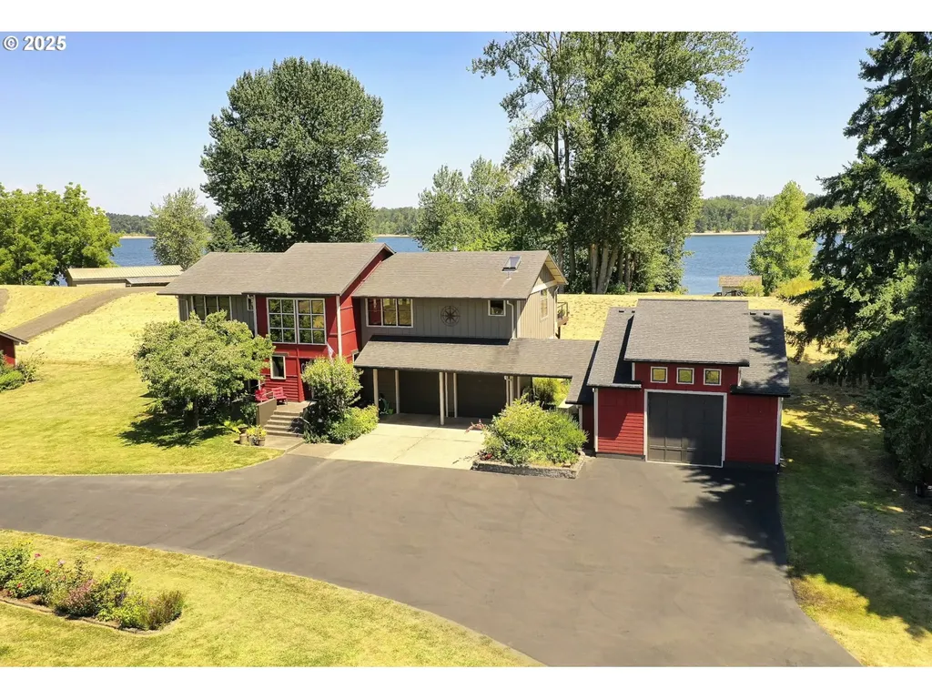 22732 NW Gillihan Road Portland OR 97231