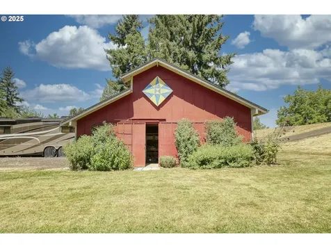 22732 NW Gillihan Road Portland OR 97231