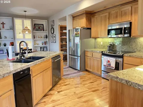 7 Fawn Ridge Lane Florence OR 97439