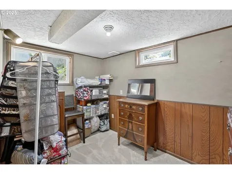 17840 SE Yamhill Street Portland OR 97233