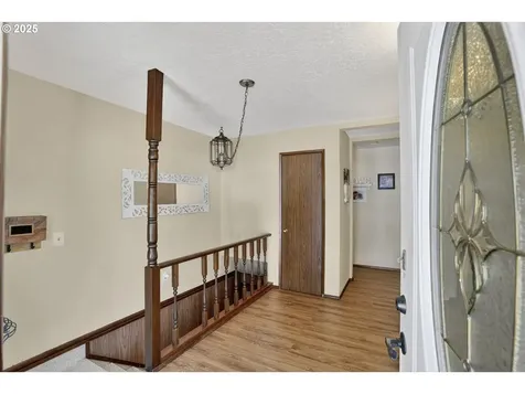 17840 SE Yamhill Street Portland OR 97233