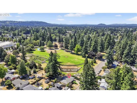 17840 SE Yamhill Street Portland OR 97233