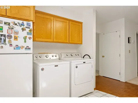 905 Summit Loop Grants Pass OR 97527
