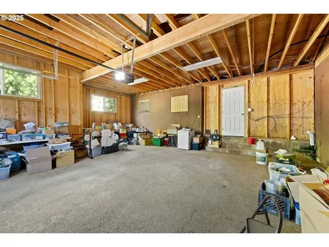 905 Summit Loop Grants Pass OR 97527