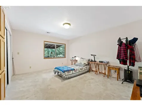 905 Summit Loop Grants Pass OR 97527