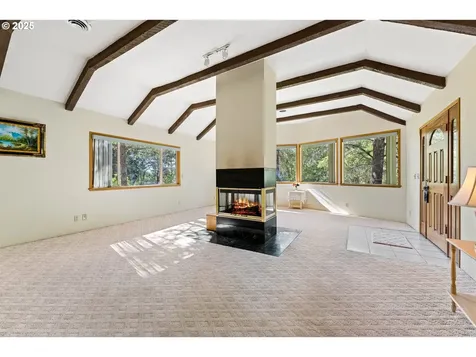 905 Summit Loop Grants Pass OR 97527