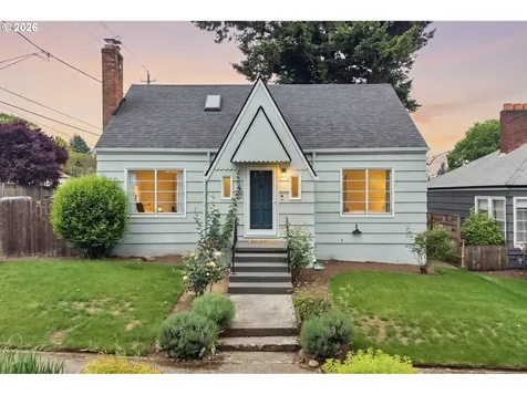 4505 NE 40th Avenue Portland OR 97211