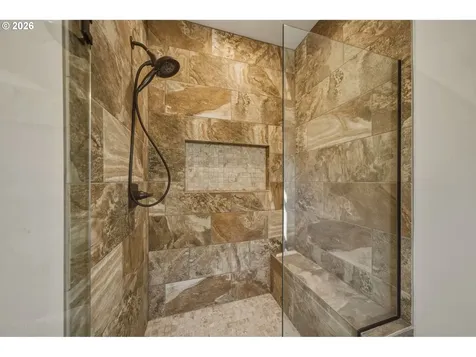 2101 N 2nd Way Ridgefield WA 98642