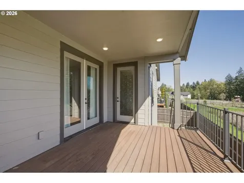 2101 N 2nd Way Ridgefield WA 98642