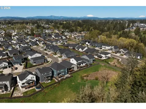 2101 N 2nd Way Ridgefield WA 98642