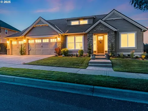 1856 NW Sierra Way Camas WA 98607