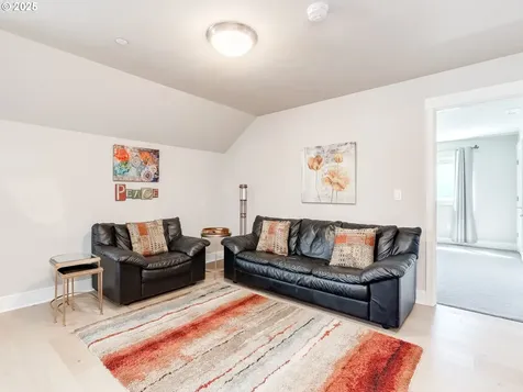 1856 NW Sierra Way Camas WA 98607