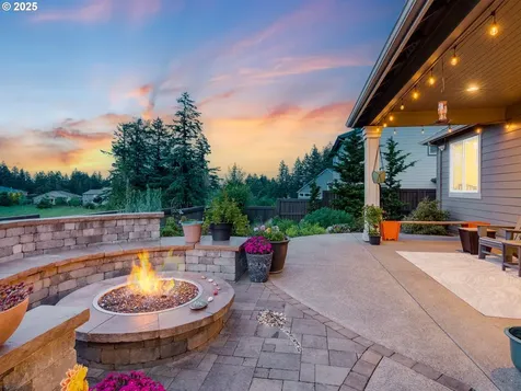 1856 NW Sierra Way Camas WA 98607
