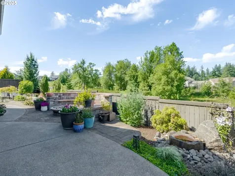 1856 NW Sierra Way Camas WA 98607