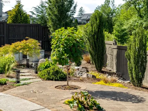 1856 NW Sierra Way Camas WA 98607