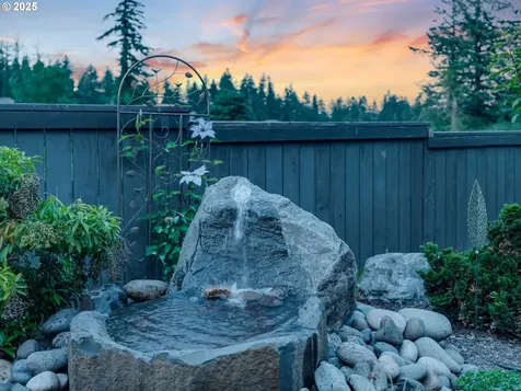 1856 NW Sierra Way Camas WA 98607