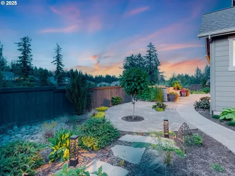 1856 NW Sierra Way Camas WA 98607