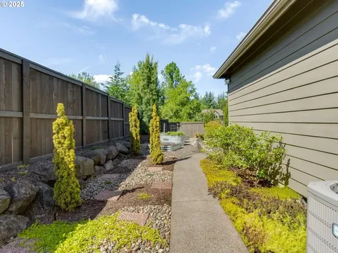 1856 NW Sierra Way Camas WA 98607