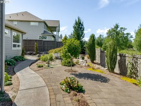 1856 NW Sierra Way Camas WA 98607
